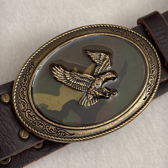 Faithful | Brown Leather Stud Belt Eagle Camouflage Hook Embossed Buckle (S) - Picture 3 of 15